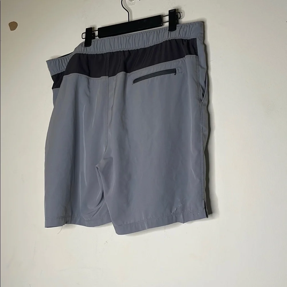 Speedo Gray Athletic Shorts Lightweight Elastic Waist​